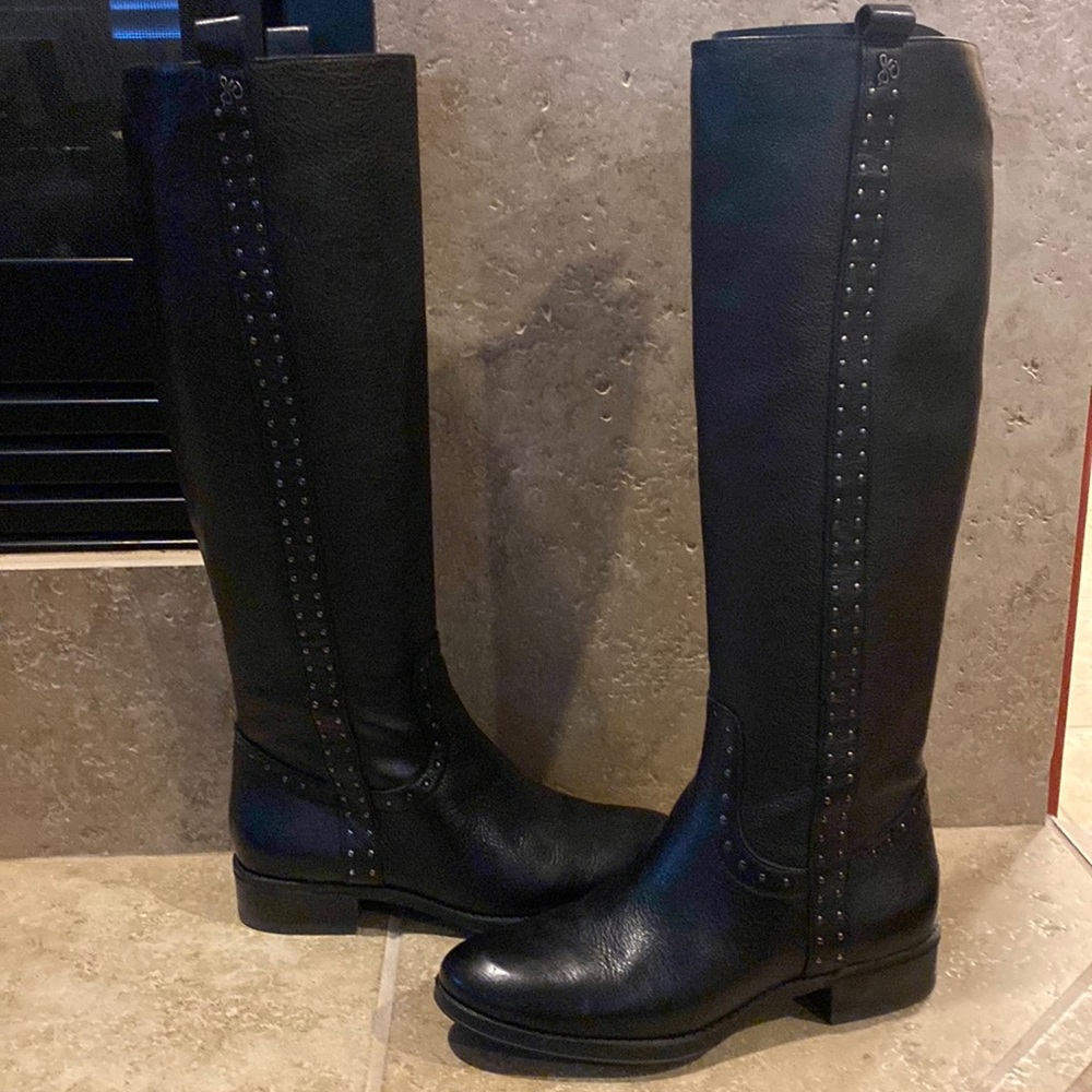Black knee length boots